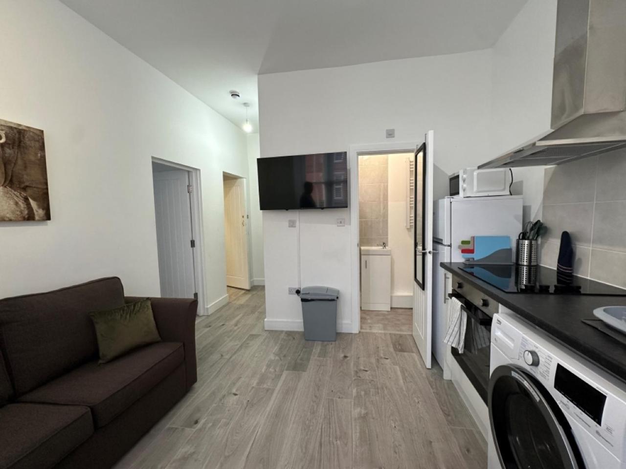 Studio Flat 2A Central Колвін-Бей Екстер'єр фото